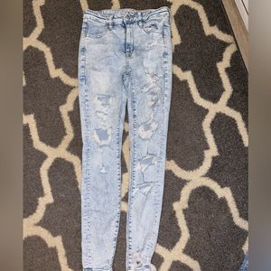 American Eagle ripped skinny jeans